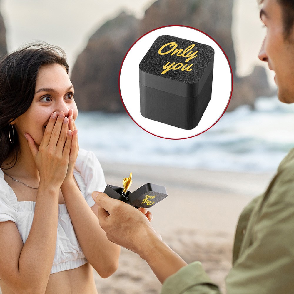 Personalized Funny Middle Finger in Box, 3D Printed Mischief Pop-Up Surprise Prop, Party Funny Gift, Prank Gift, Valentine's Day Gift for Him/Her