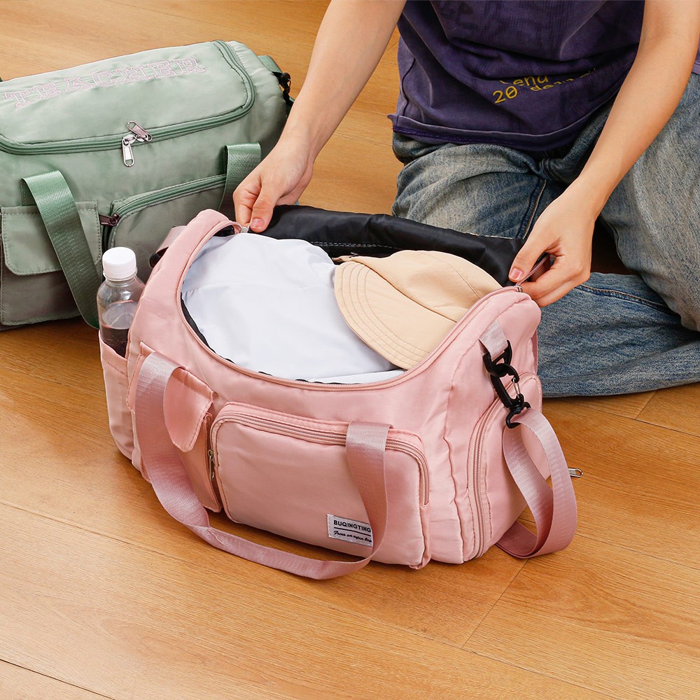 Personalized Embroidered Name Duffle Bag, Multi-compartment Waterproof Weekend Bag with Strap, Back to School Gift/Christmas Gift for Friend/Her