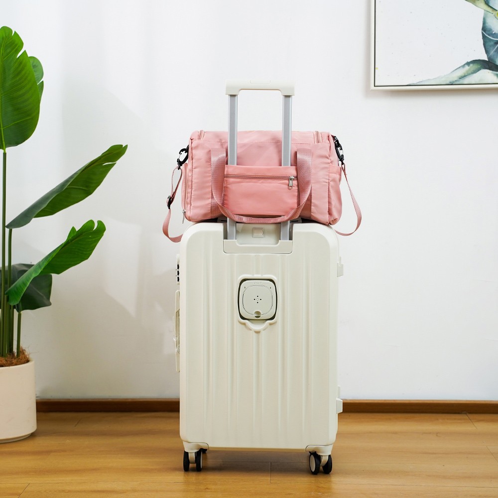 Personalized Embroidered Name Duffle Bag, Multi-compartment Waterproof Weekend Bag with Strap, Back to School Gift/Christmas Gift for Friend/Her